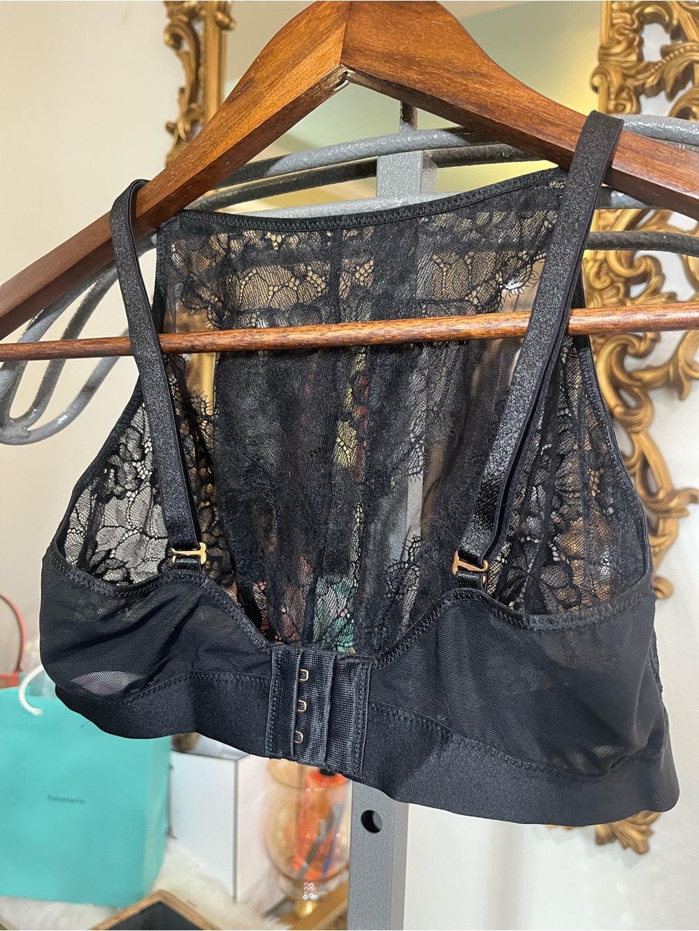 Soma Breathtaking High Neck Sheer Lace Bralette Size Medium - Picture 14 of 15